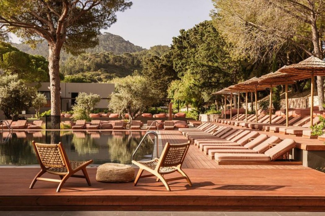 COOKS CLUB IALYSOS RHODES ADULTS ONLY 44/83
