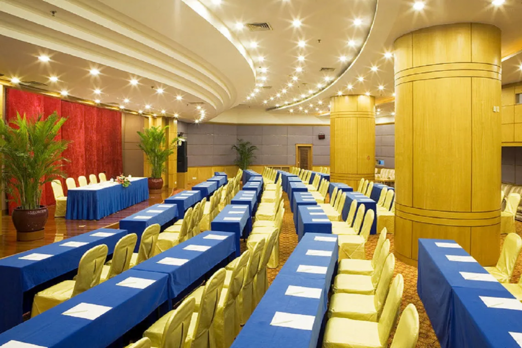 Dolton Hotel Changsha 13/18
