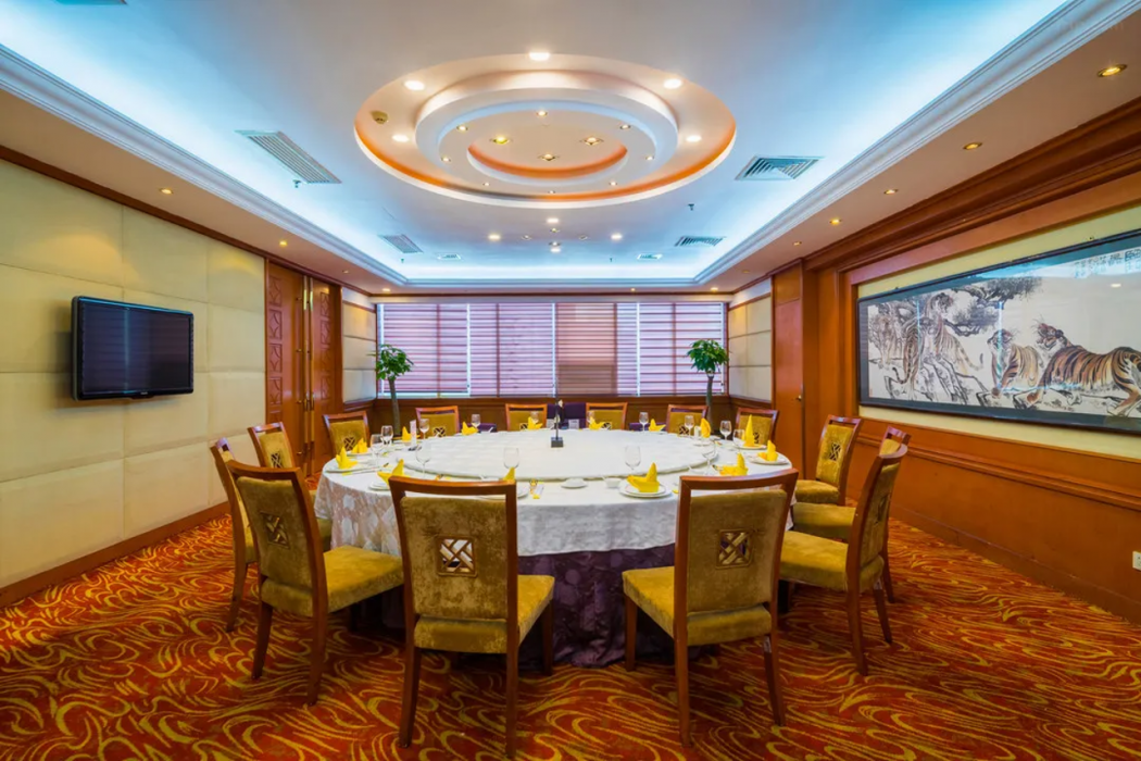 Dolton Hotel Changsha 12/18