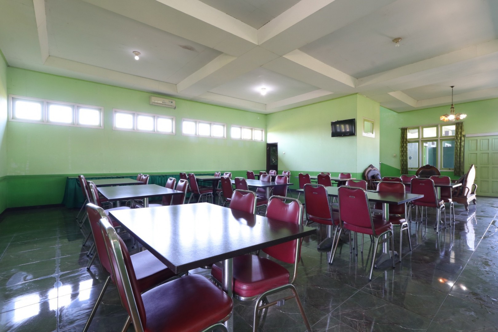 Cantik Hotel 28/53