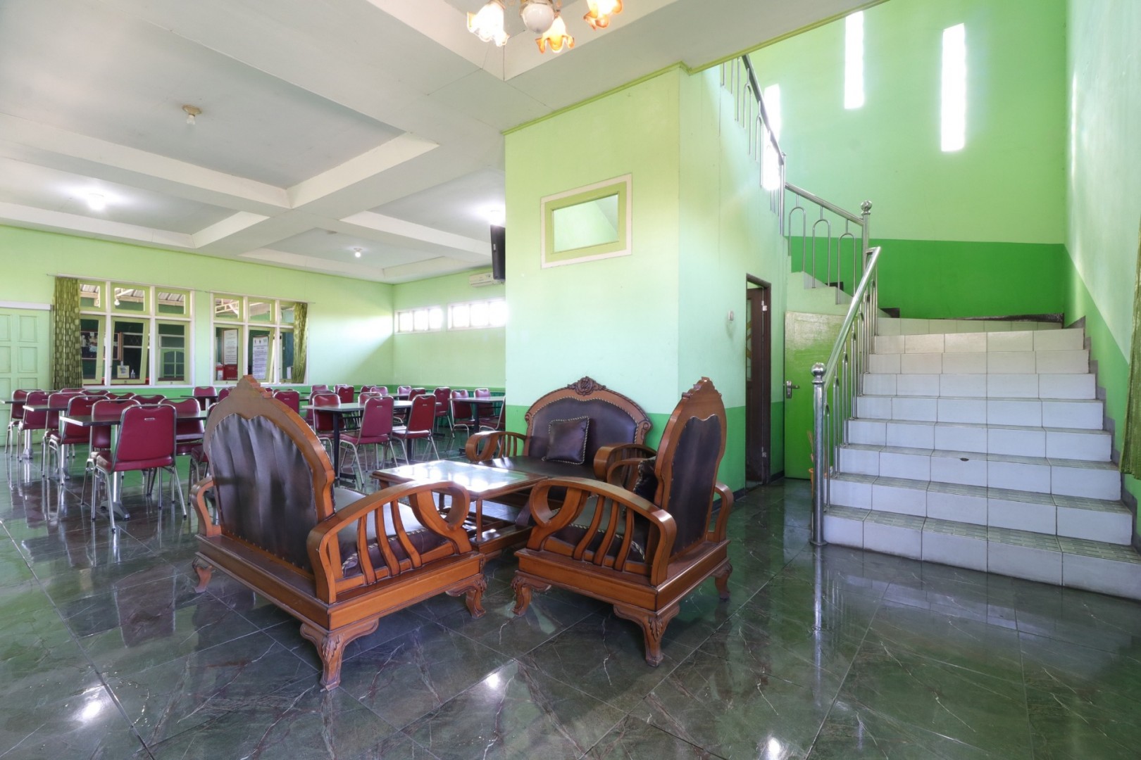 Cantik Hotel 11/53