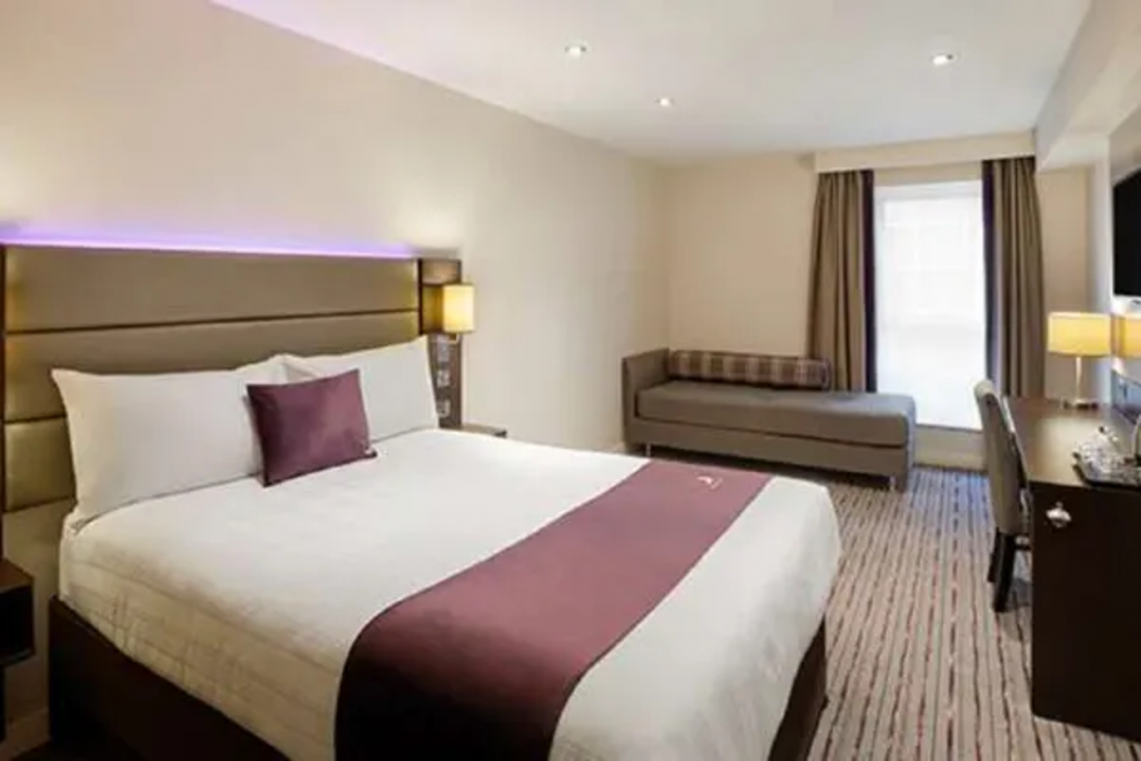 Room at Premier Inn London Tooting hotel, LONDON