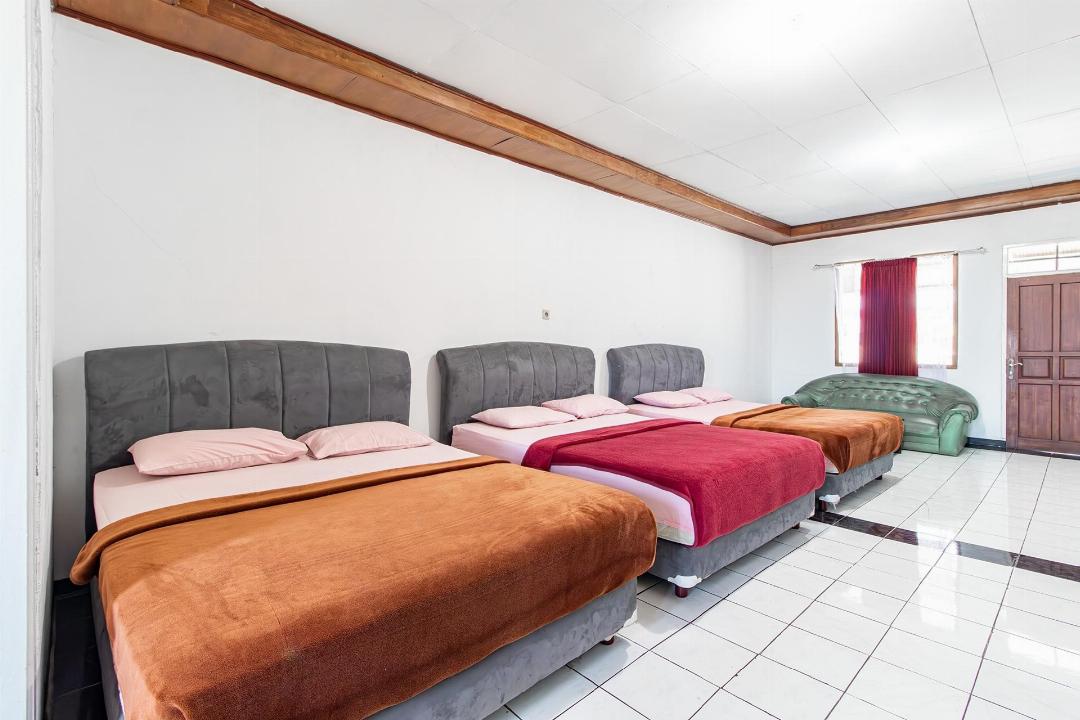 Premier Room