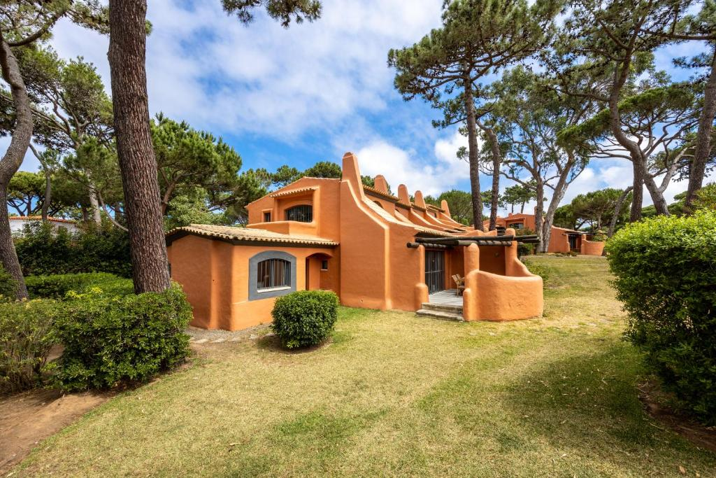 Onyria Quinta da Marinha Villas 1/48