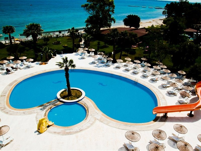 The Holiday Resort 24/54