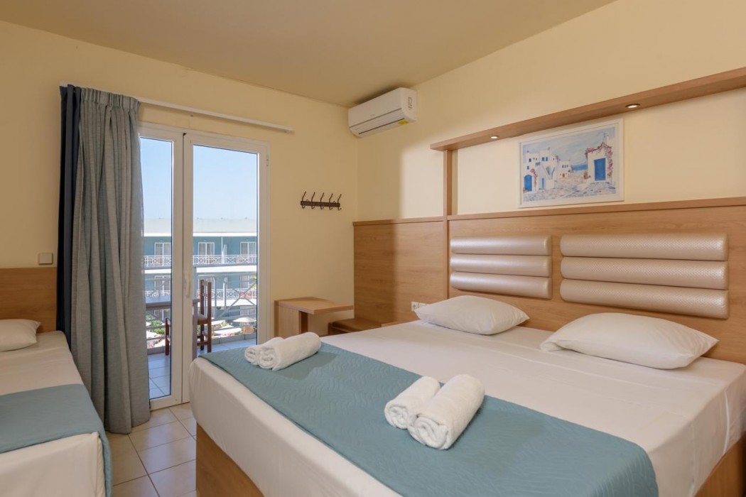 Sunbay Hotel 68/142