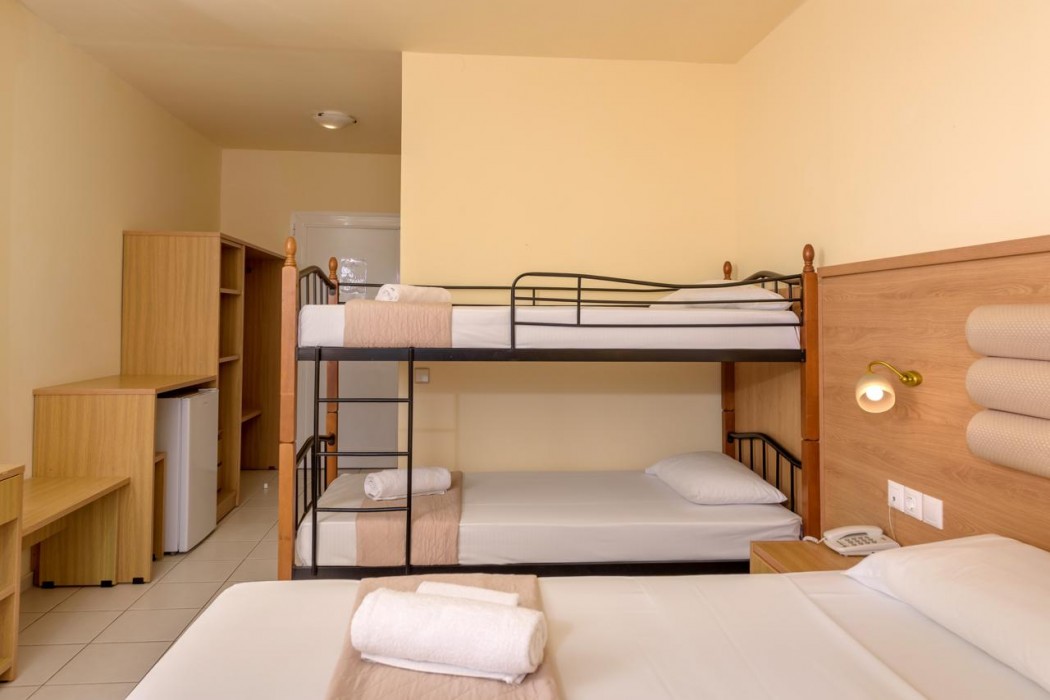 Sunbay Hotel 78/142