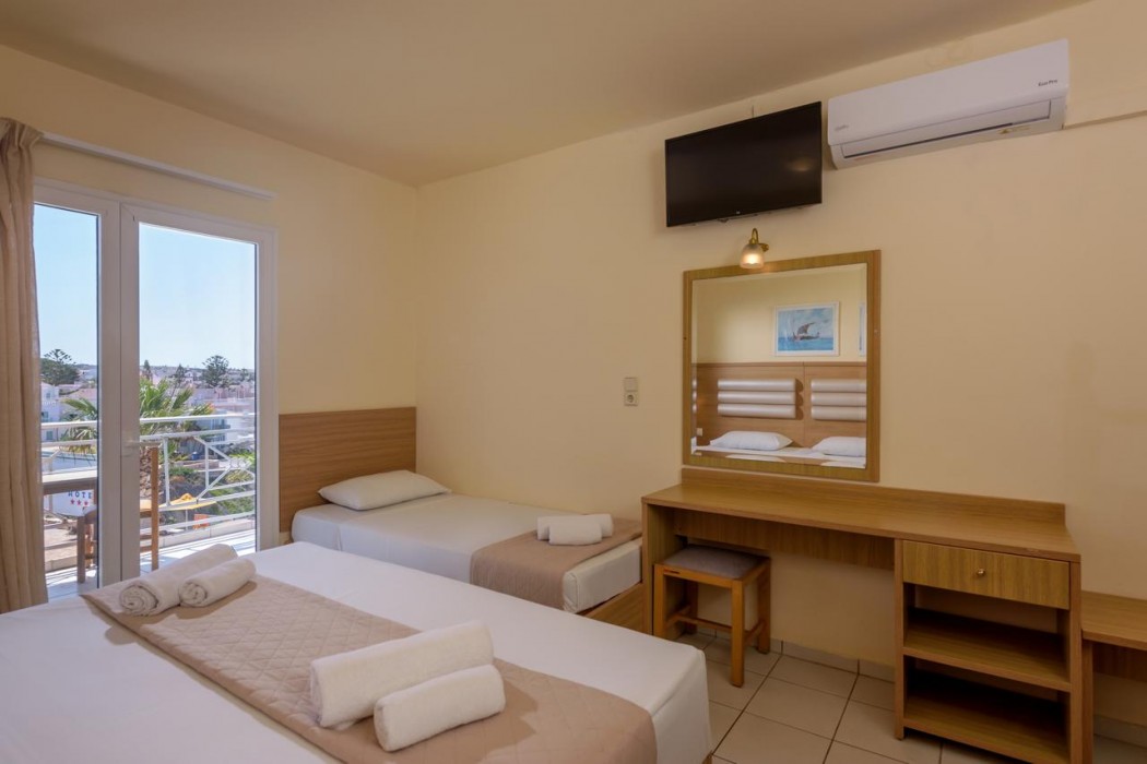 Sunbay Hotel 83/142