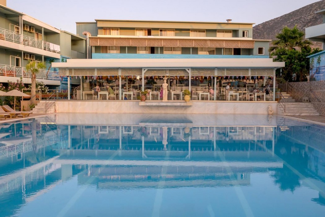 Sunbay Hotel 115/142