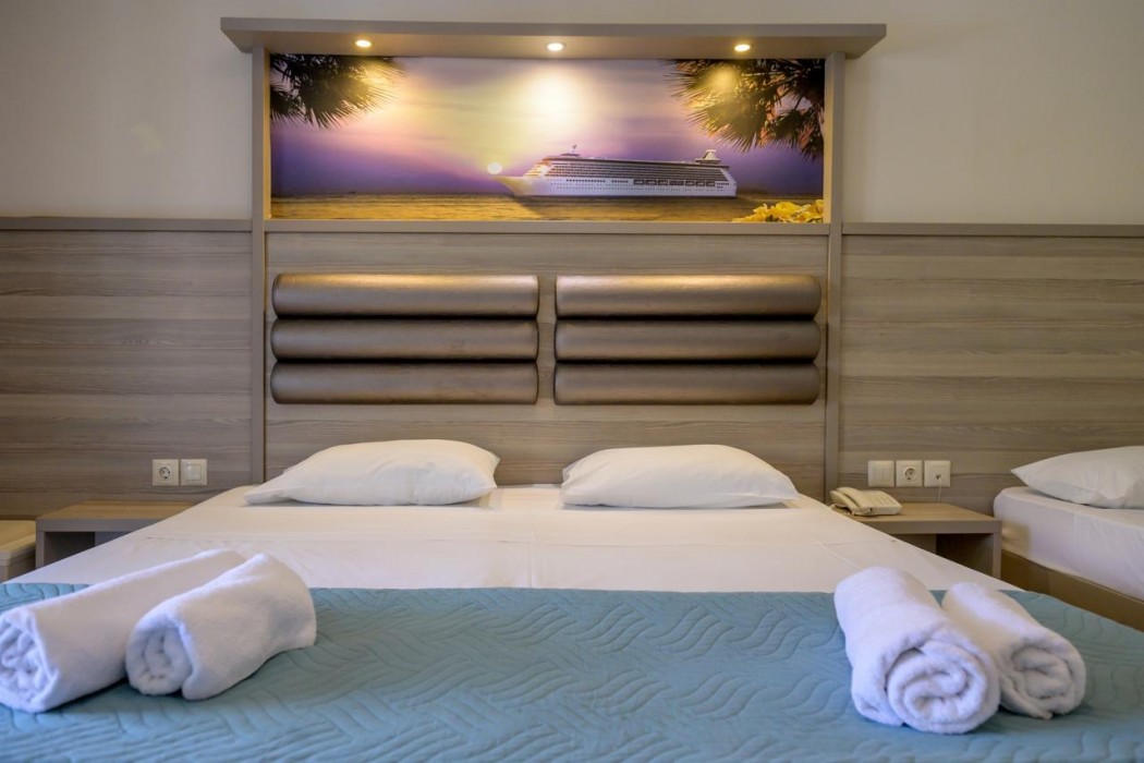 Sunbay Hotel 48/142