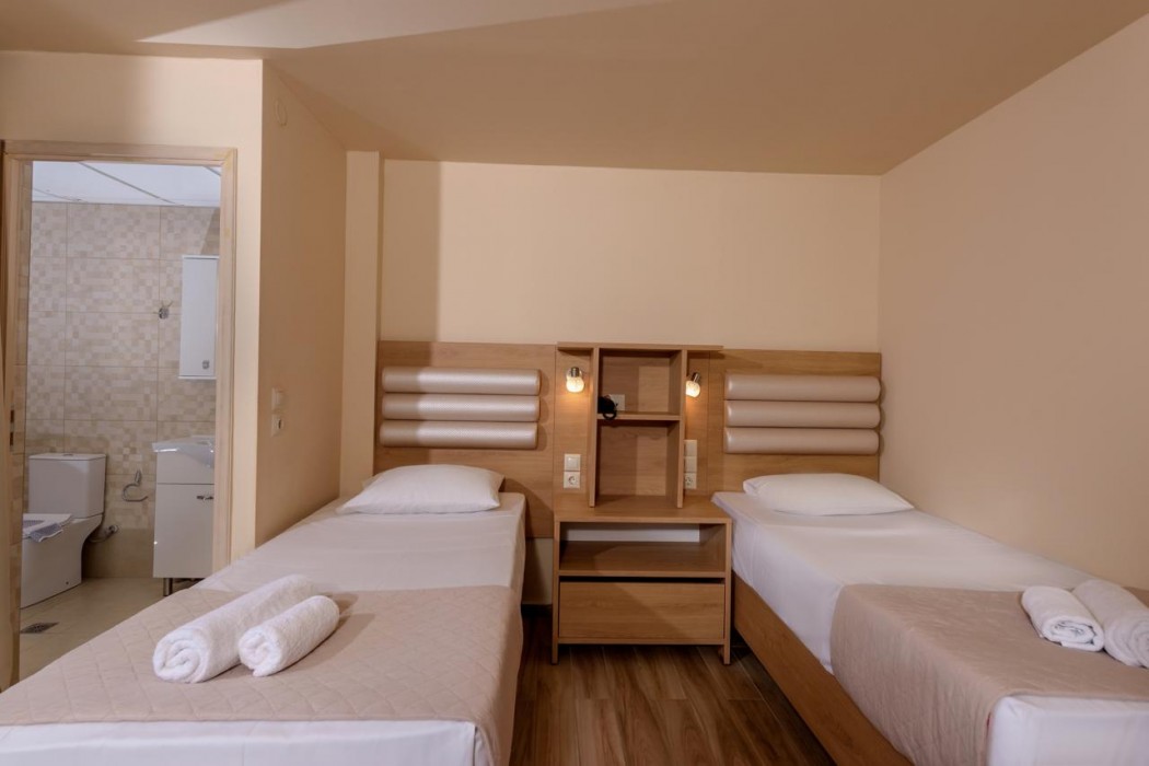 Sunbay Hotel 44/142