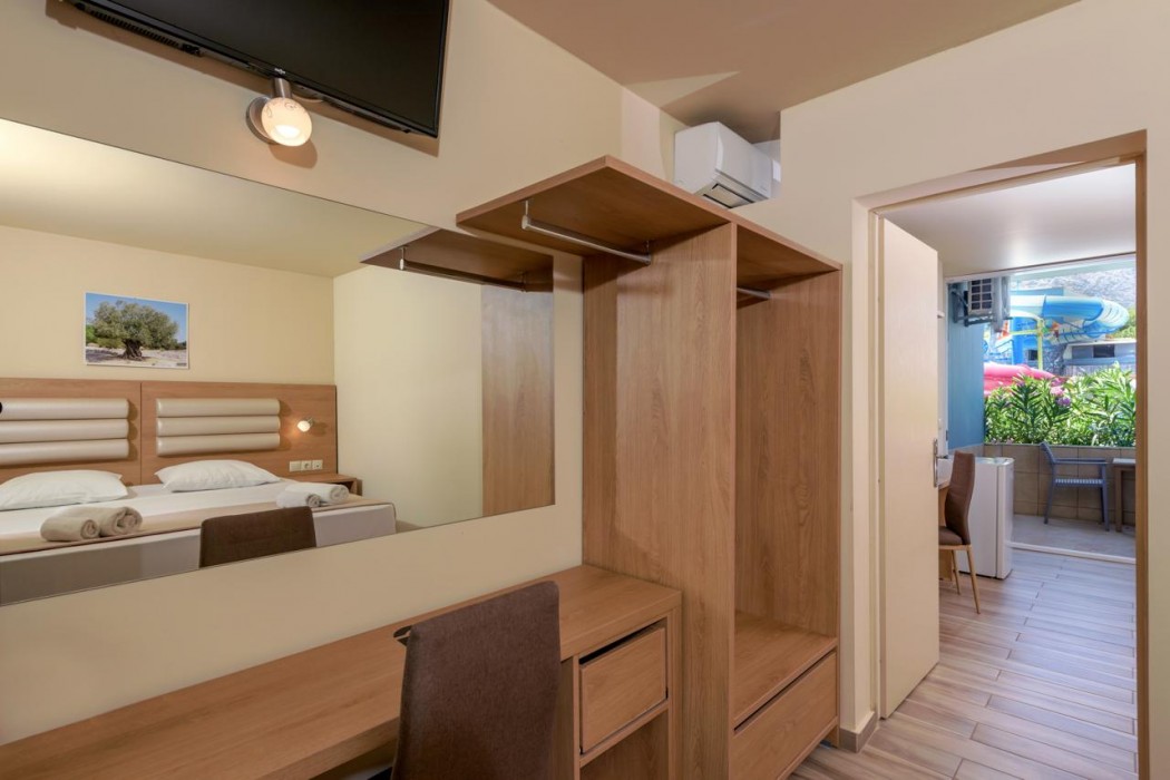Sunbay Hotel 46/142