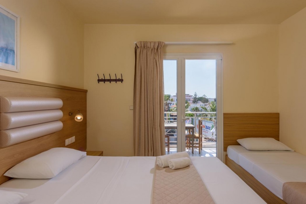 Sunbay Hotel 75/142
