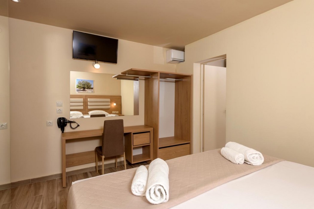 Sunbay Hotel 35/142