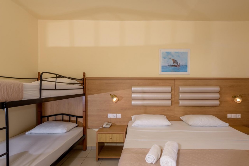 Sunbay Hotel 82/142