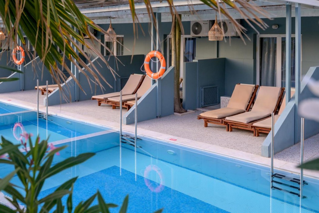 Sunbay Hotel 61/142