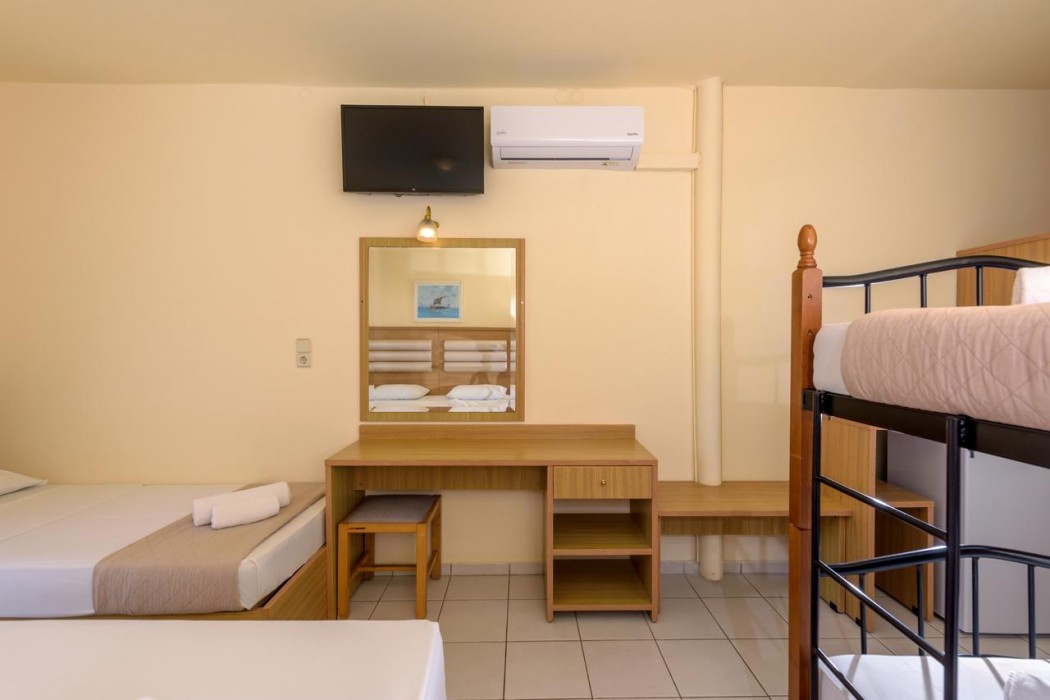 Sunbay Hotel 80/142