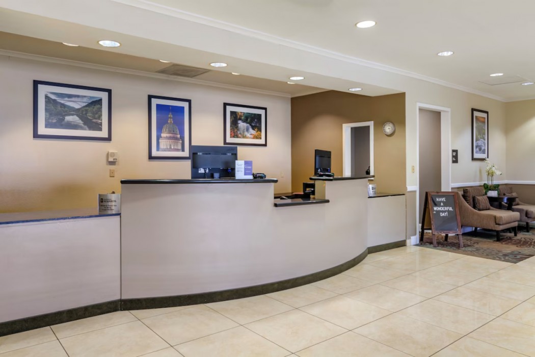 Charleston Tower Hotel 4/29