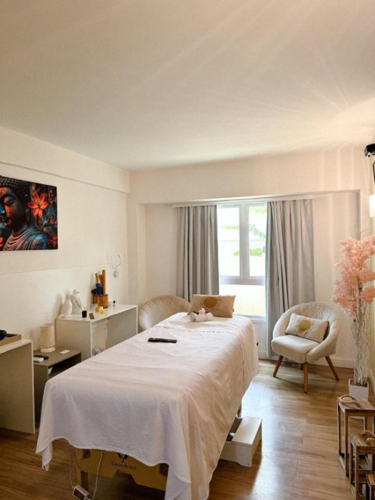 ATH Hotel - Americas Townhouse 14/14