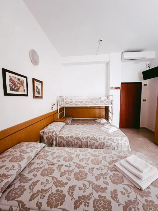 Hotel Paglierani 22/74
