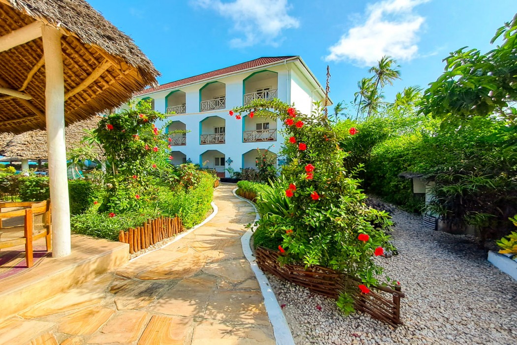AHG Sun Bay Mlilile Beach Hotel 8/75