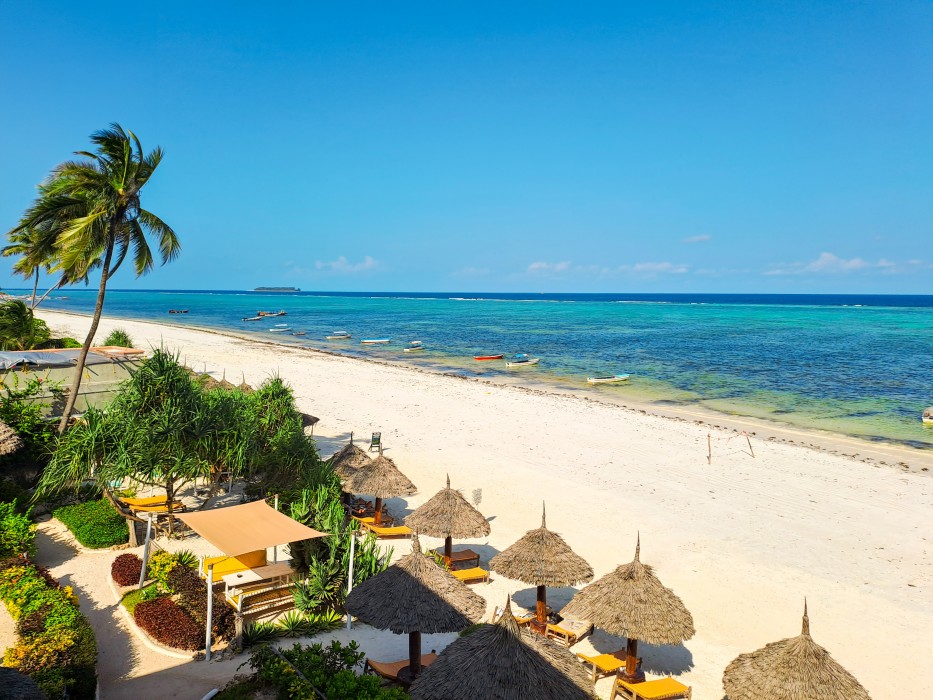 AHG Sun Bay Mlilile Beach Hotel 39/75