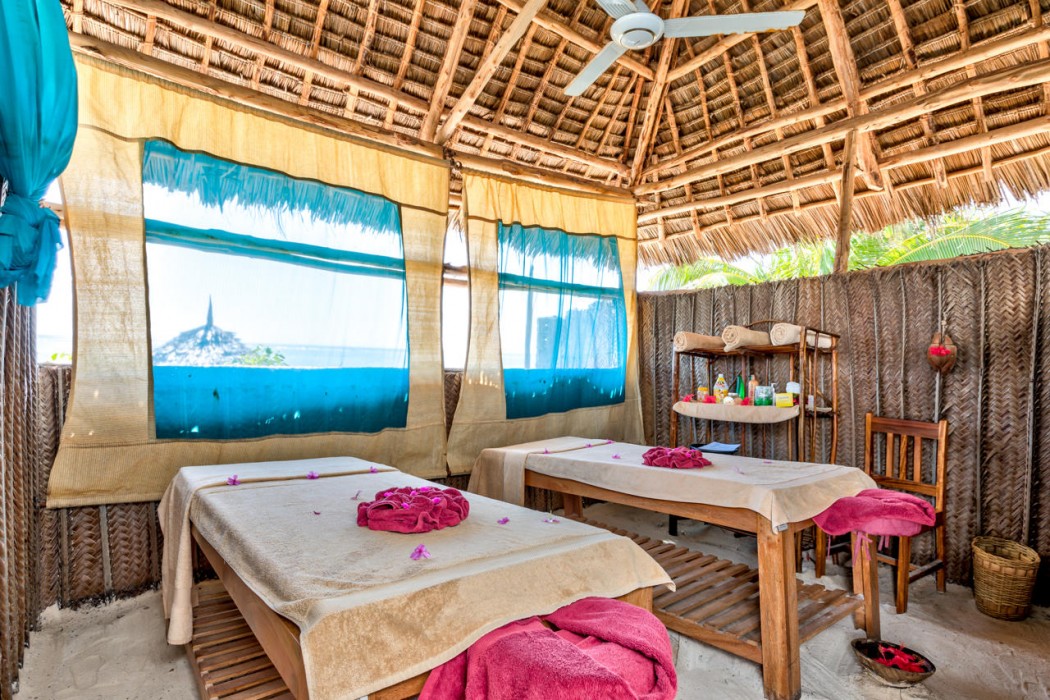 AHG Sun Bay Mlilile Beach Hotel 47/75