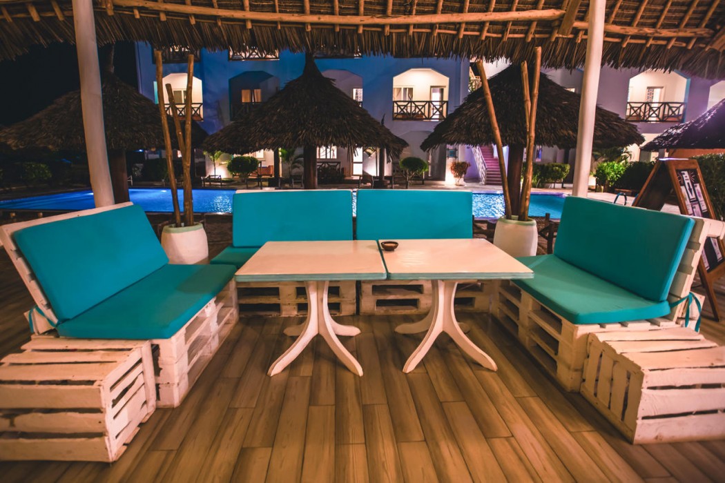 AHG Sun Bay Mlilile Beach Hotel 33/75