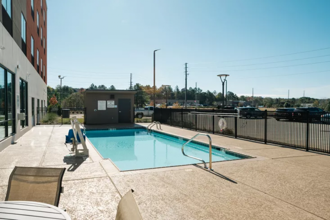 Holiday Inn Express & Suites McCalla - Birmingham West 30/58