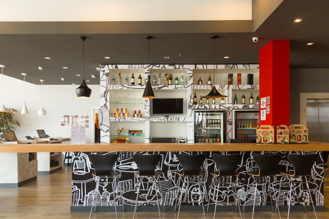 Ibis Lorena 28/61