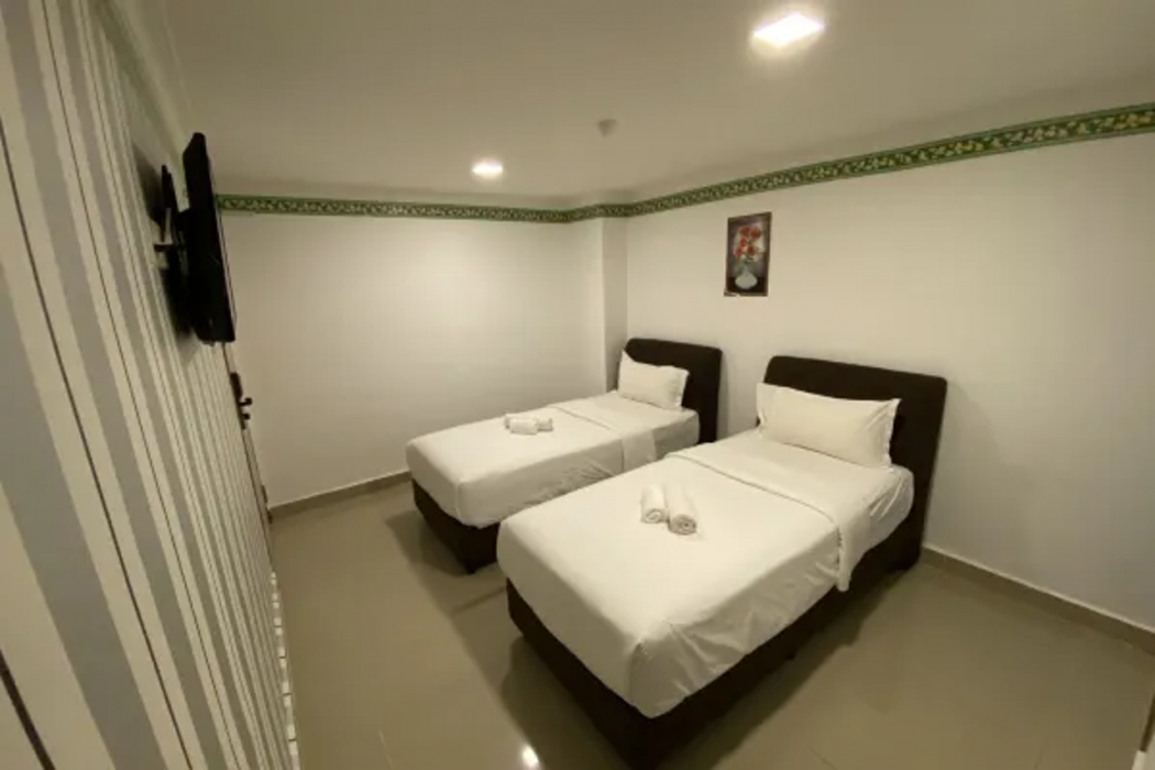 Shobi Hotel 20/48