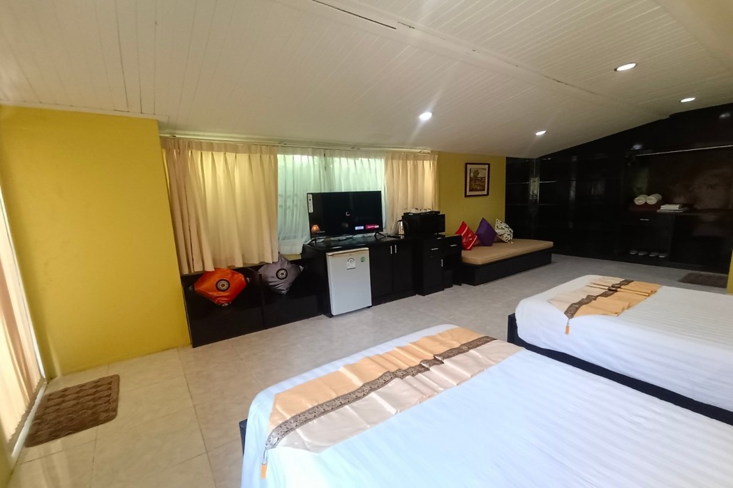 Thai Modern Resort and Spa 16/83