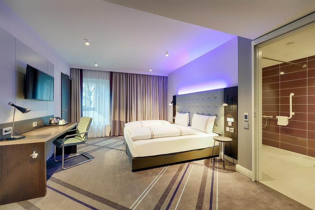 Premier Inn Dusseldorf City Friedrichstadt 11/37