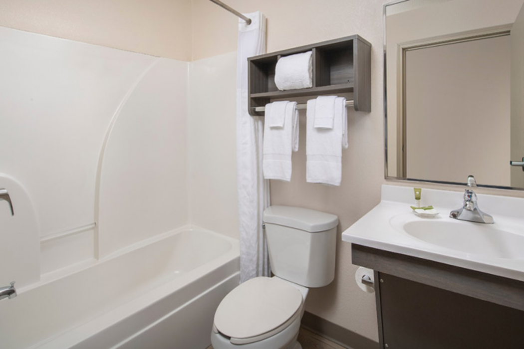 WoodSpring Suites Broken Arrow 7/10