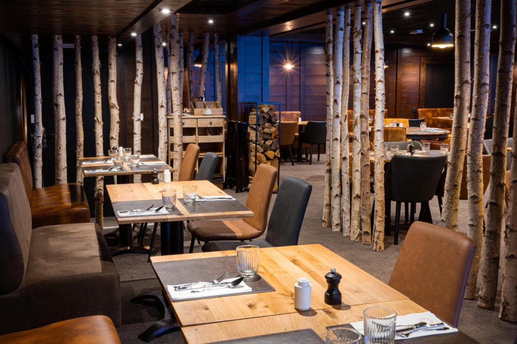 Le Levanna Hotel Restaurant 35/67