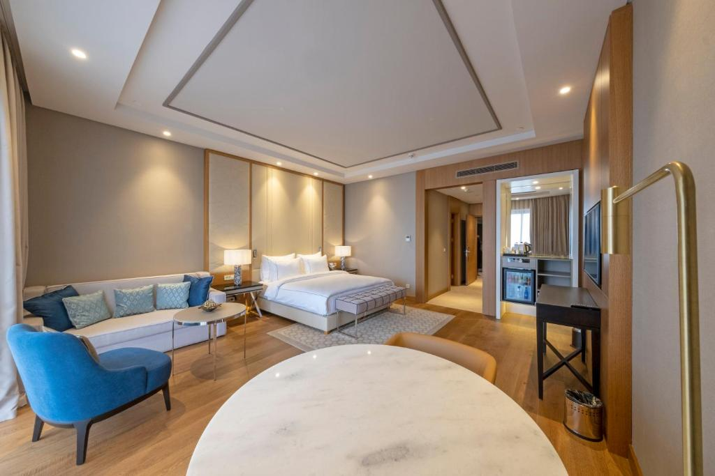 Birun Ada Hotel 12/56