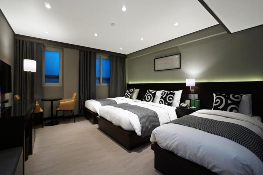 Insadong Crown Hotel 17/60