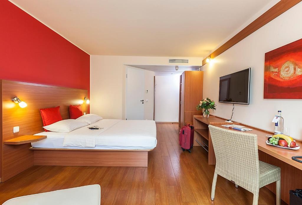 Premier Inn Frankfurt City Europaviertel 14/56