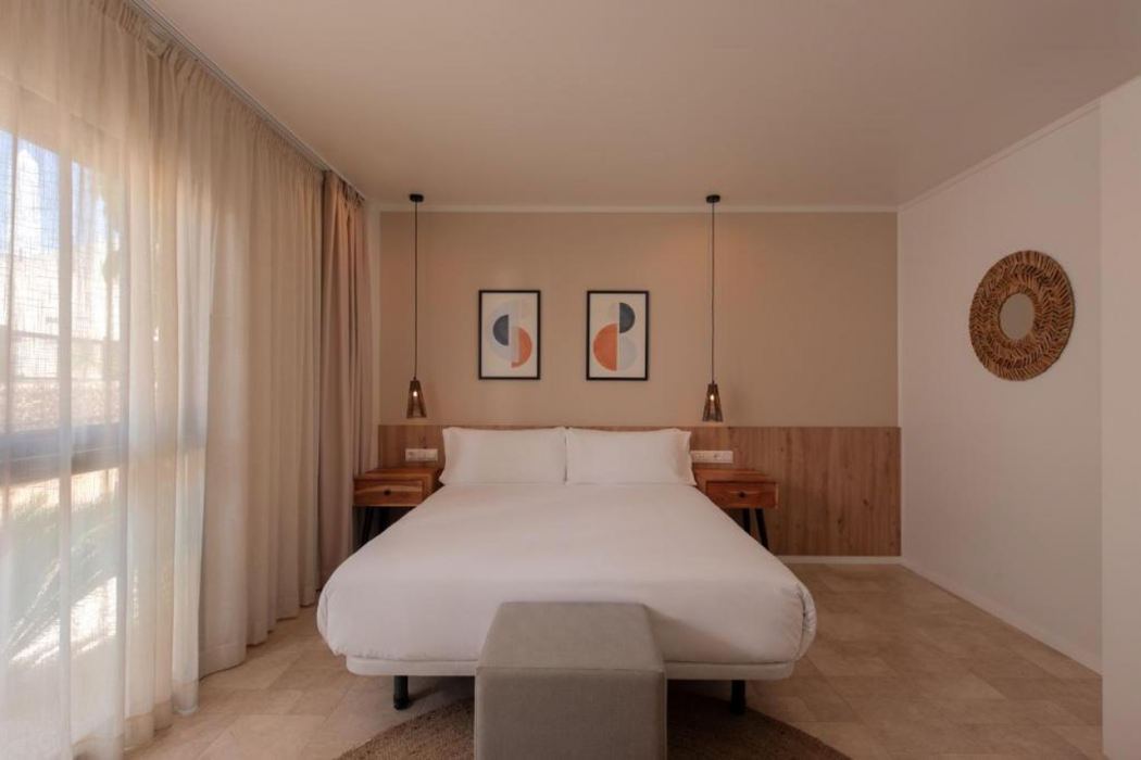 Four Points by Sheraton Costa Blanca Villas 4/16