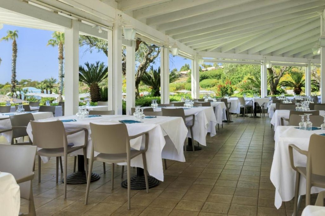Mangia's Selinunte Resort 8/10