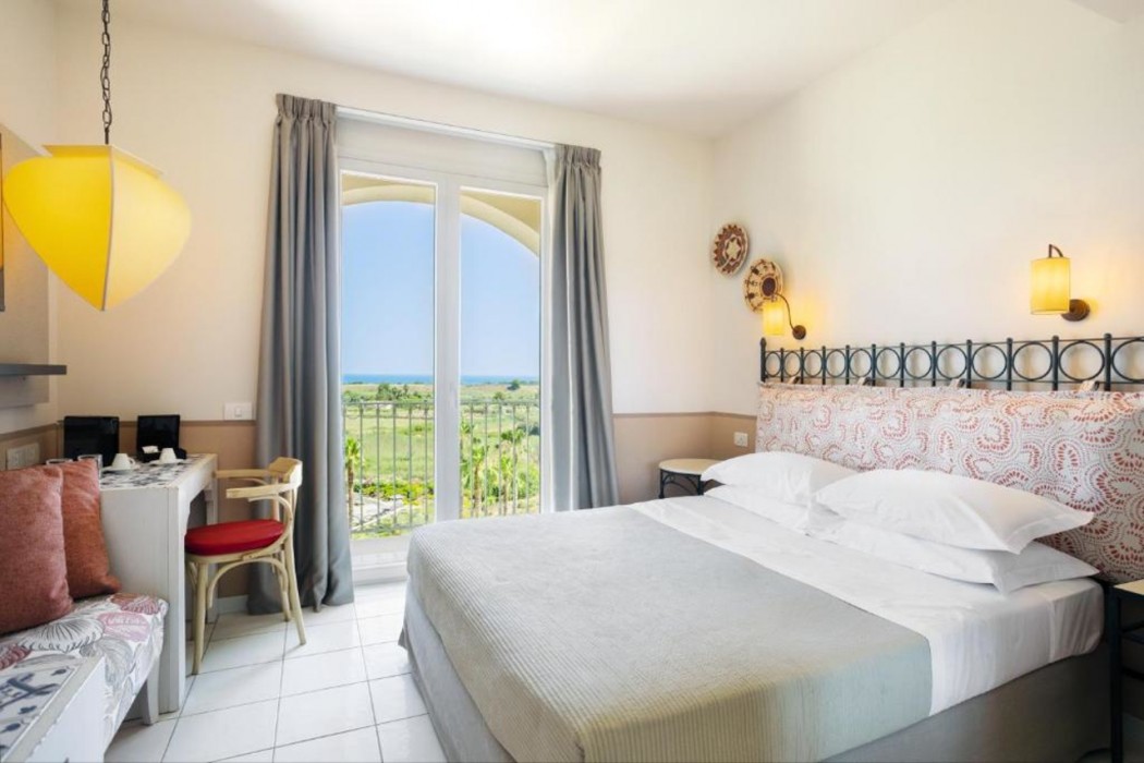 Mangia's Selinunte Resort 5/10