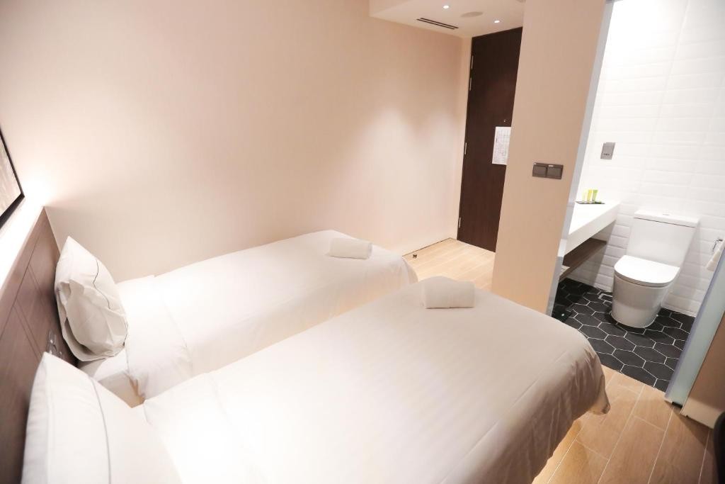 LION PEAK HOTEL RAFFLES (EX POPULOUS HOTEL) 6/32