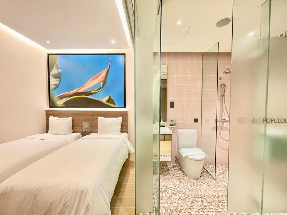 LION PEAK HOTEL RAFFLES (EX POPULOUS HOTEL) 13/32