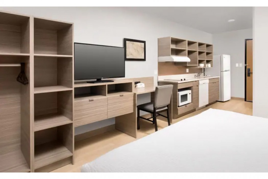 WoodSpring Suites Seattle Redmond 5/14