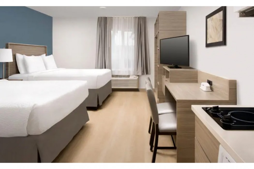 WoodSpring Suites Seattle Redmond 4/14