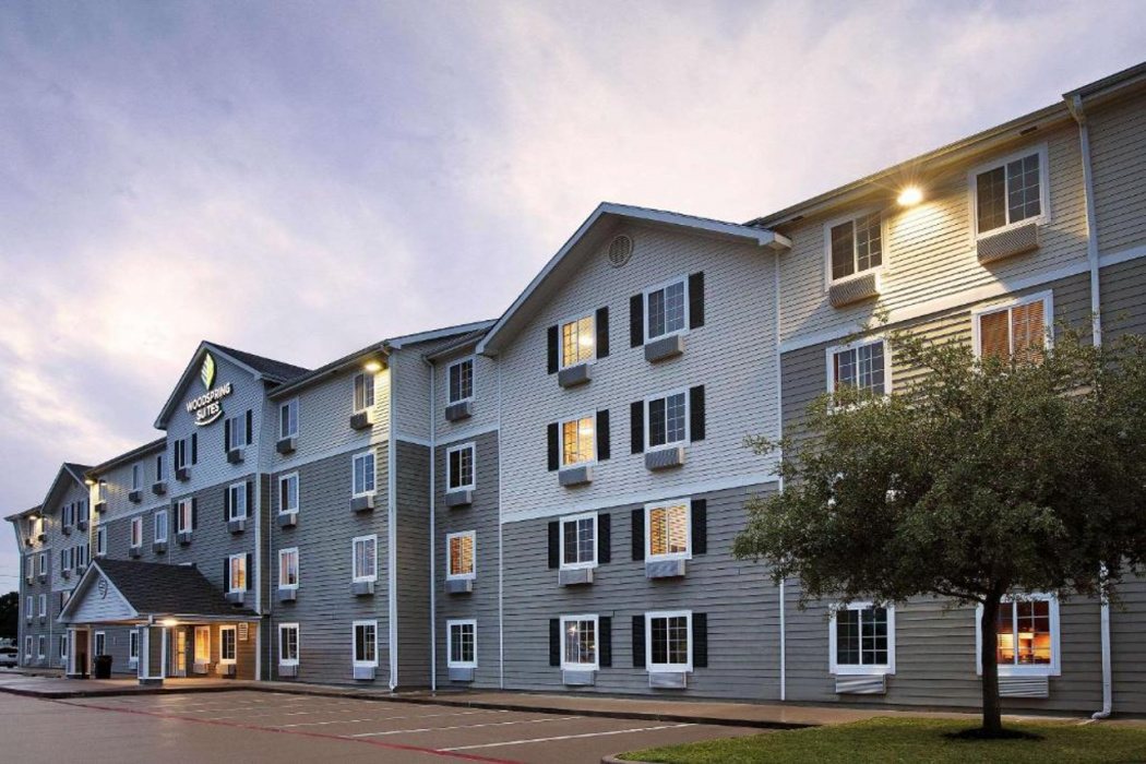 WoodSpring Suites Houston Willowbrook photo1