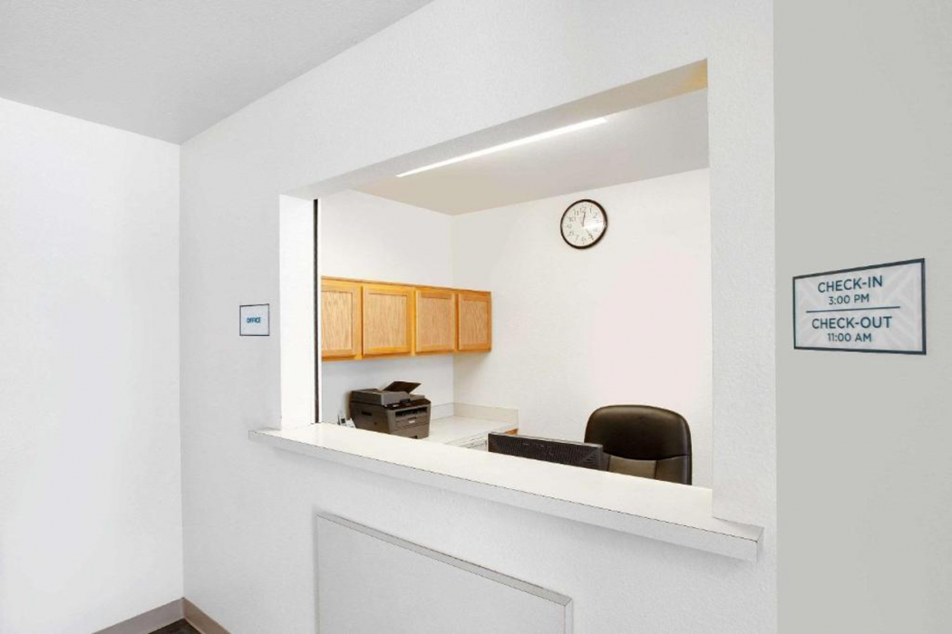 WoodSpring Suites Houston Willowbrook 26/46