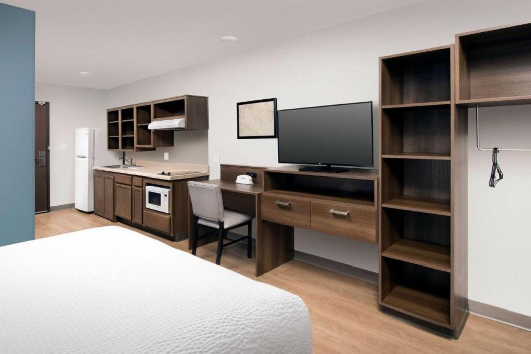 WoodSpring Suites Chicago Tinley Park 19/39