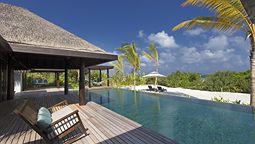 FOUR BEDROOM BEACH POOL RESIDENCE-Transfer Included