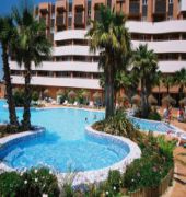 Apartahotel Arena Center 27/58